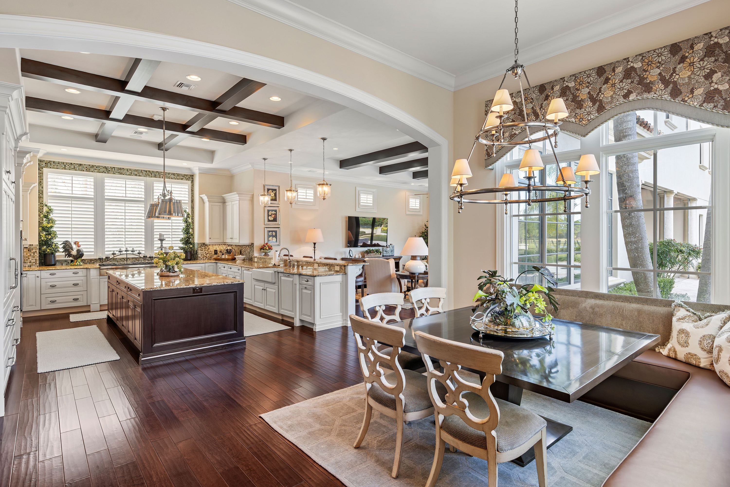NAVIGATION　ゴールデンオーク　ありがとうございます！ Custom Italianate Residence